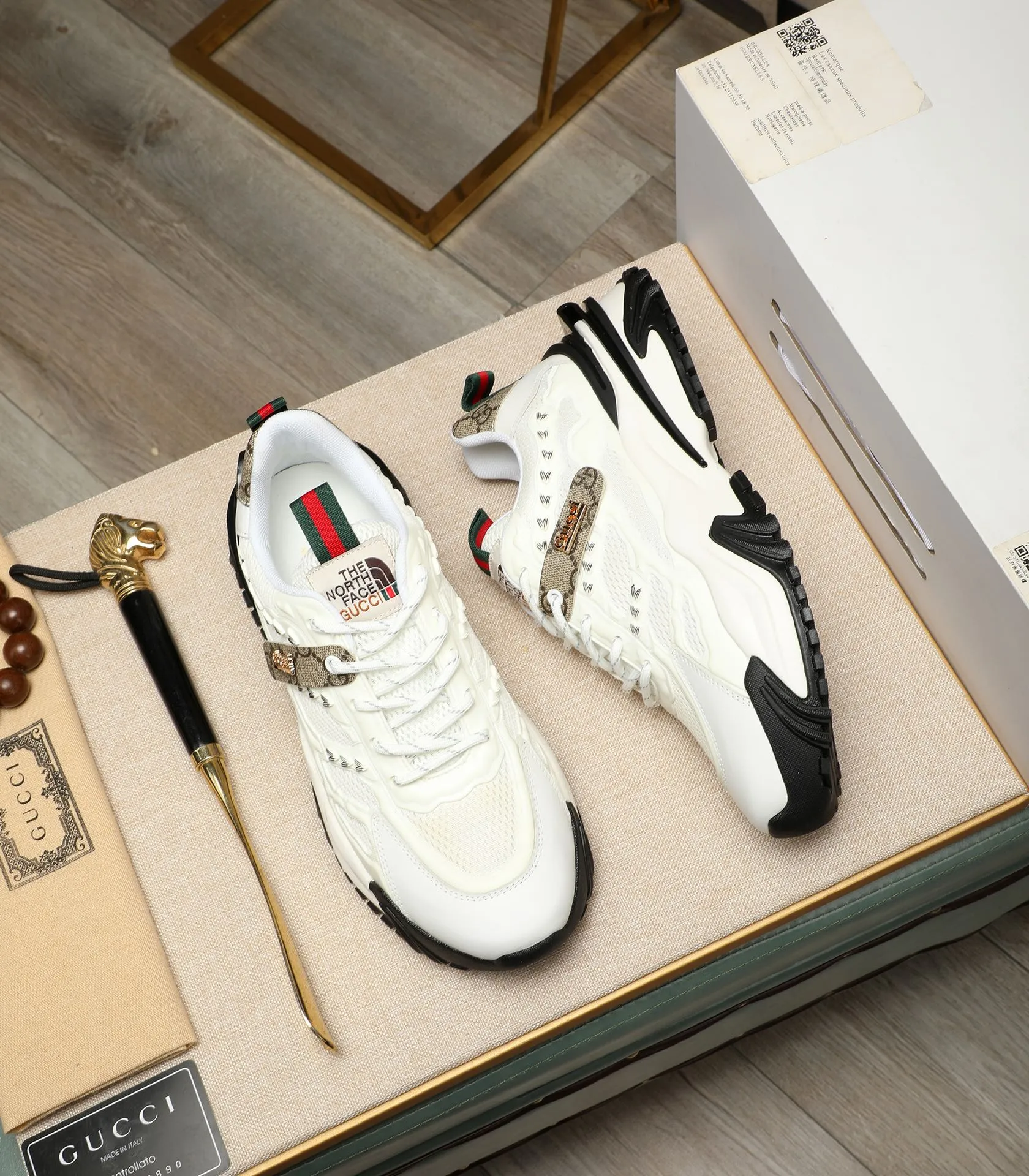 Men's men's shoes💰520 GUCCI🔍🔍2024 latest model Available at the same time at the counter, original calfskin imported from Italy, mesh lining, exquisite workmanship (high-end, extravagance, and class), soles: original soles specially provided by the original factory, ⚠Exclusive double-layer movable molded soles are super comfortable⚠, real photos🎬The real ones are better🔍🔍"High quality·Follow the order" code number 38-44